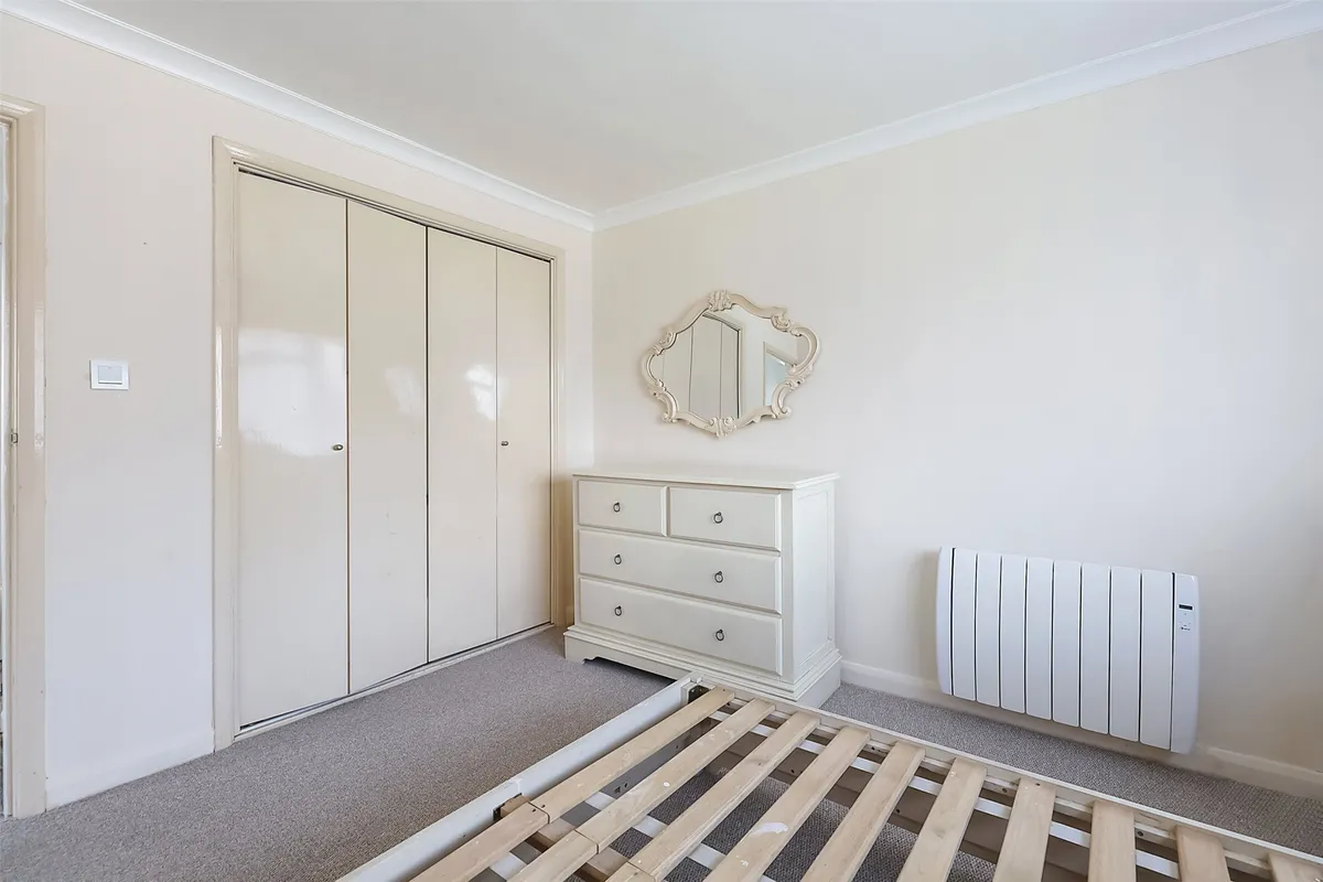 Longbridge Road, Horley, Surrey, RH6