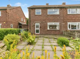 Queens Drive, Middlewich thumb 3