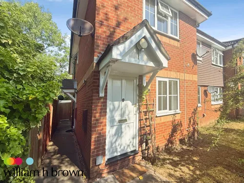 Dudley Close, Chafford Hundred, GRAYSphoto