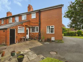 Thorpe Road, Tattershall, Lincoln photo