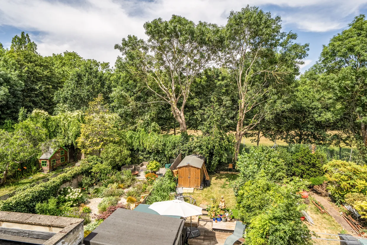 Redston Road, London, N8 photo 19