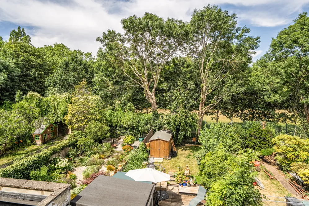 Redston Road, London, N8 photo 19