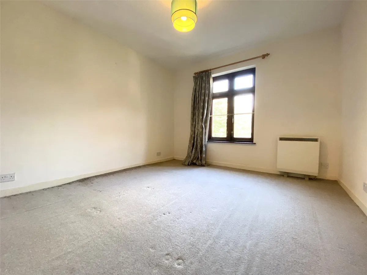St. Martins Walk, Dorking, RH4
