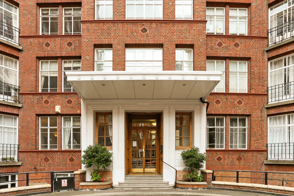 Oakwood Court, LONDON, W14 photo 3