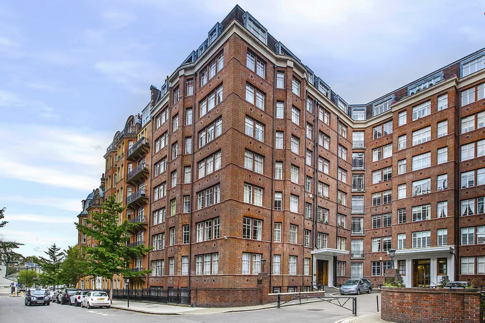 Oakwood Court, LONDON, W14 photo 13