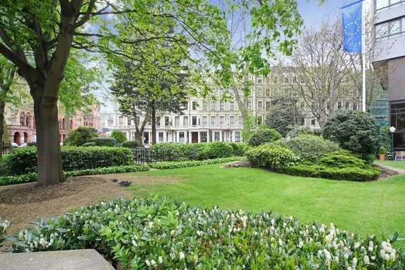 Ashburn Gardens London SW7
