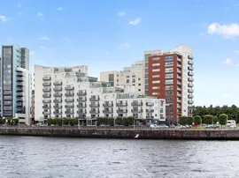 Meadowside Quay Walk, Glasgow photo