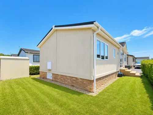 Lechlade Court, Faringdon Road, Lechladephoto