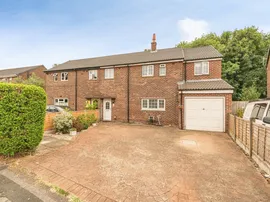 Dodworth Drive, WAKEFIELD photo