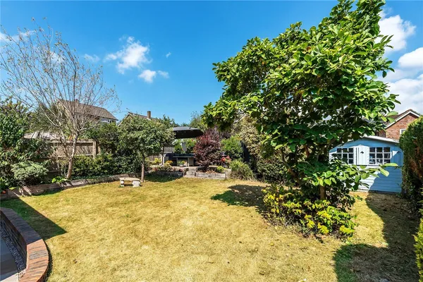 Daneshill, Redhill, RH1 photo 16