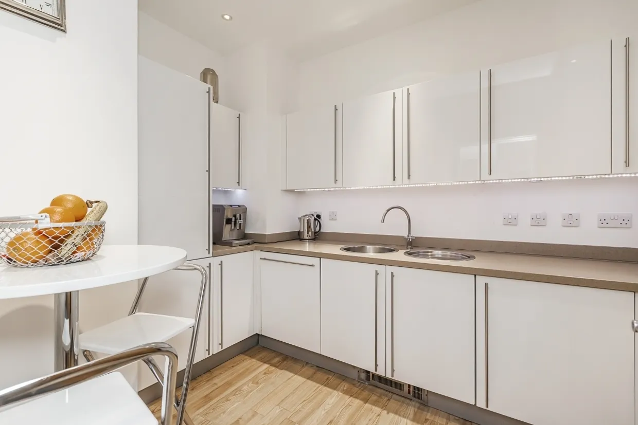 Dean Ryle Street Westminster SW1P photo 3