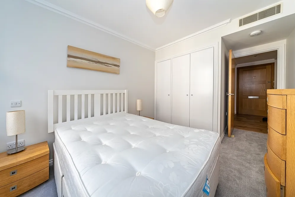 Vincent Square Westminster SW1P photo 7