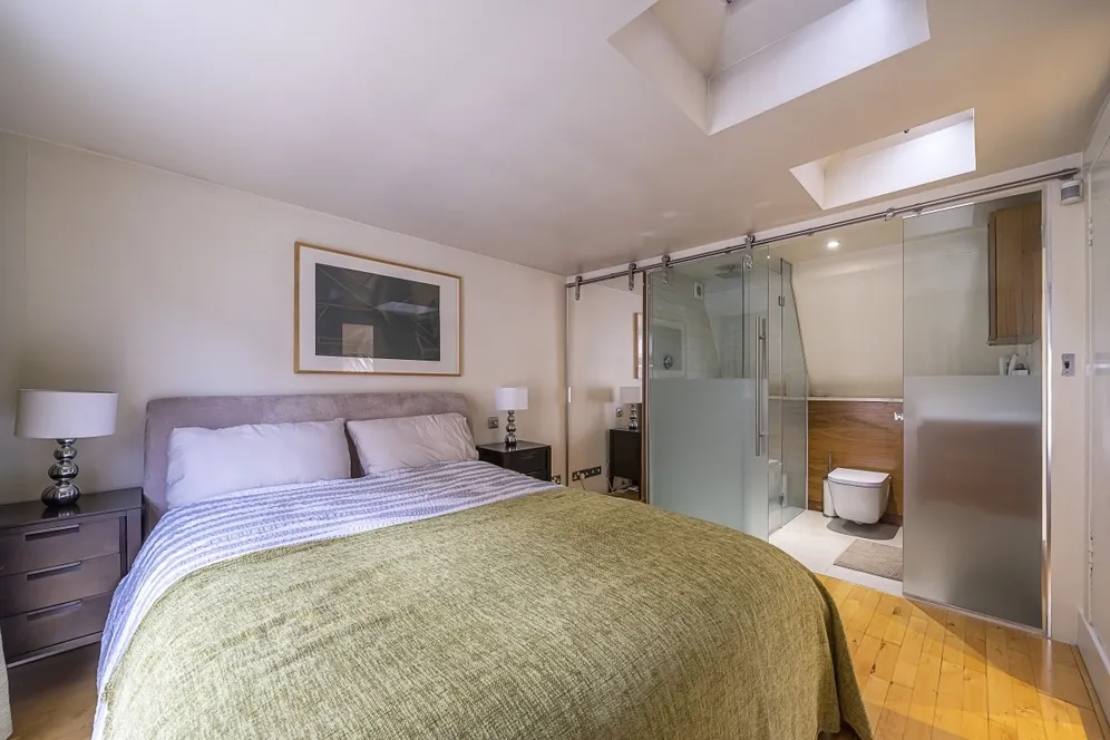 Adam  Eve Mews London W8 photo 8