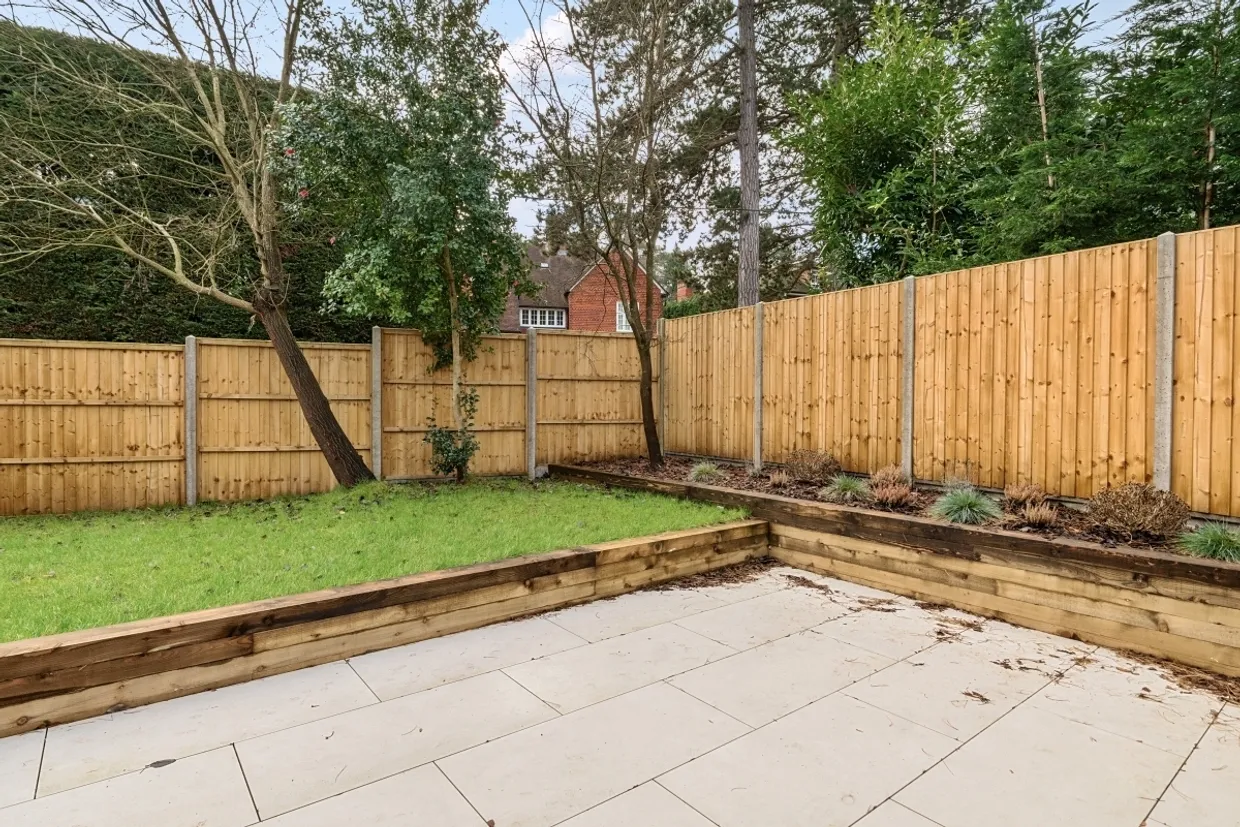 Brockenhurst Road Ascot SL5 photo 10