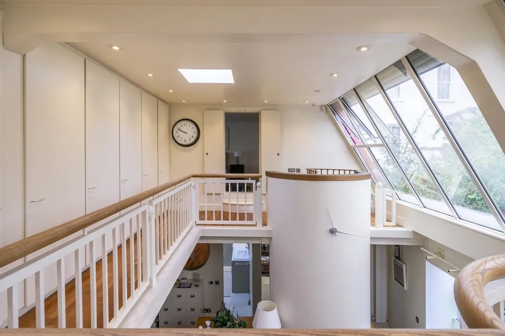 Adam  Eve Mews London W8 photo 11