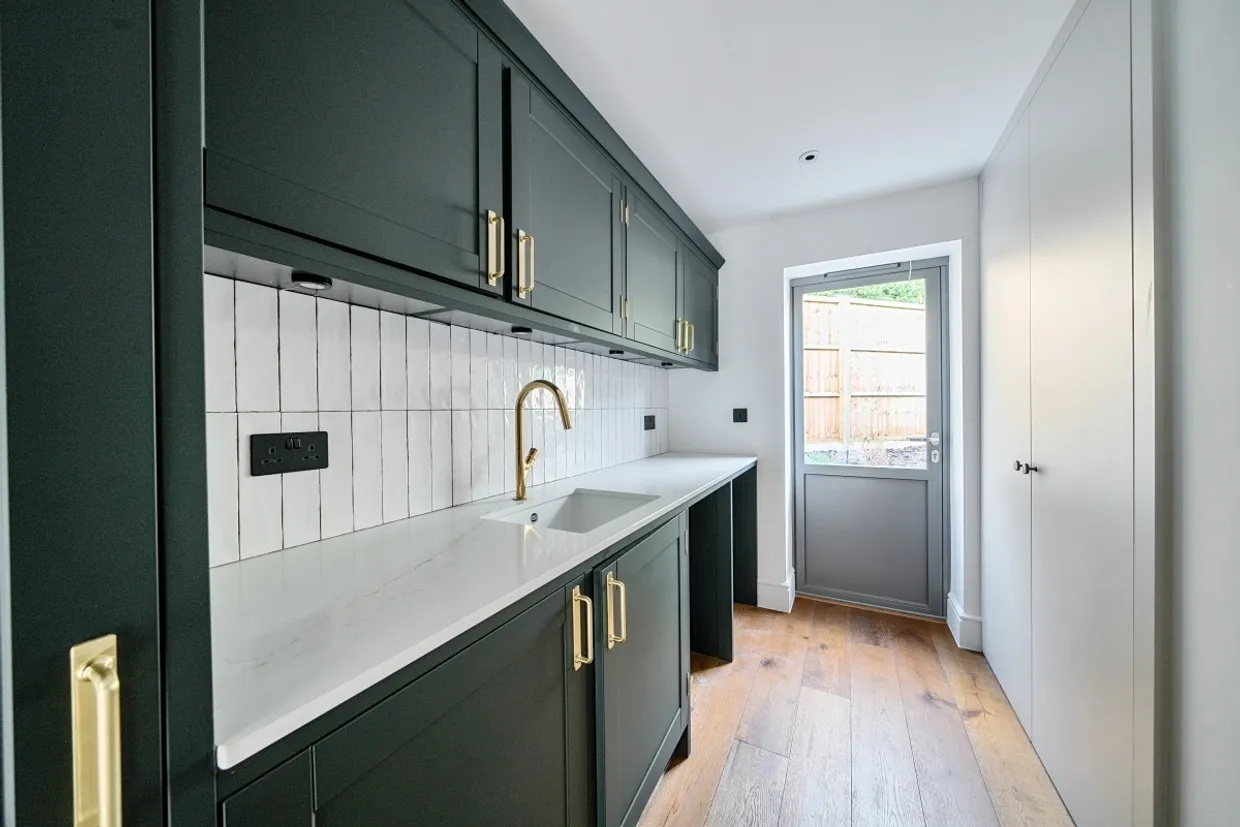 Brockenhurst Road Ascot SL5 photo 14