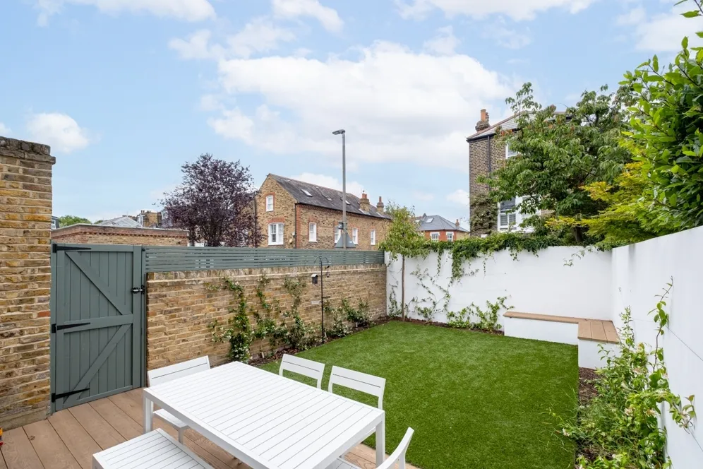 Hearnville Road London SW12 photo 5