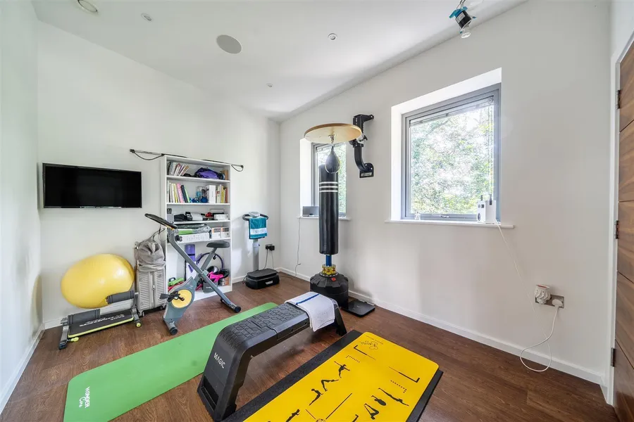 Property Image 23