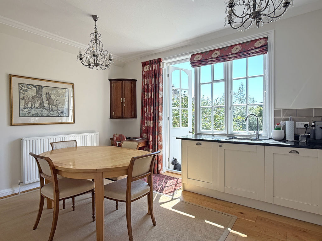 Bickwell Valley, Sidmouth Image 6
