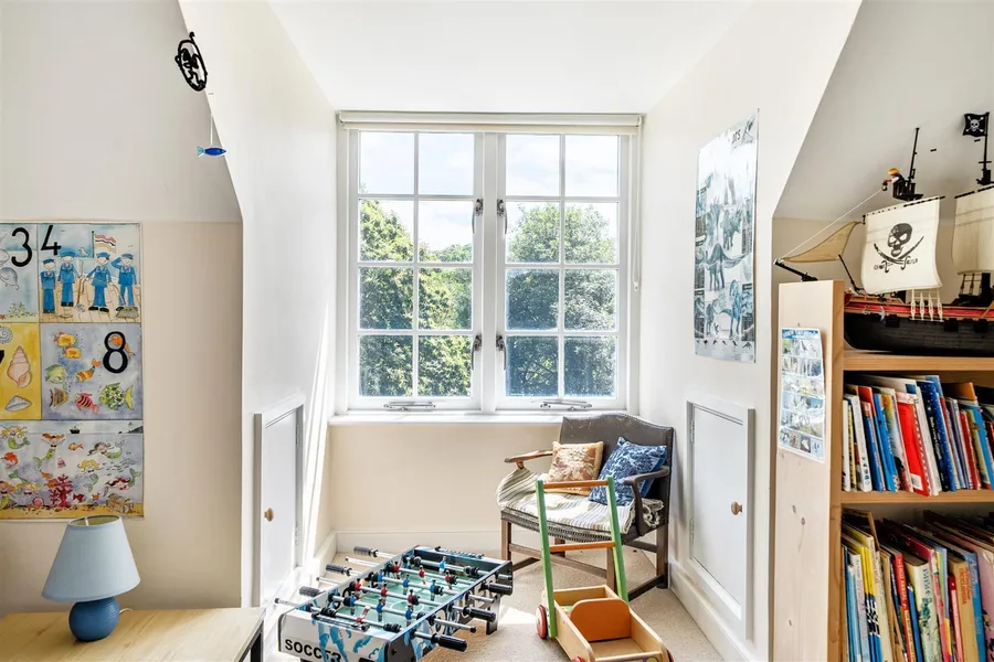 Property Image 28