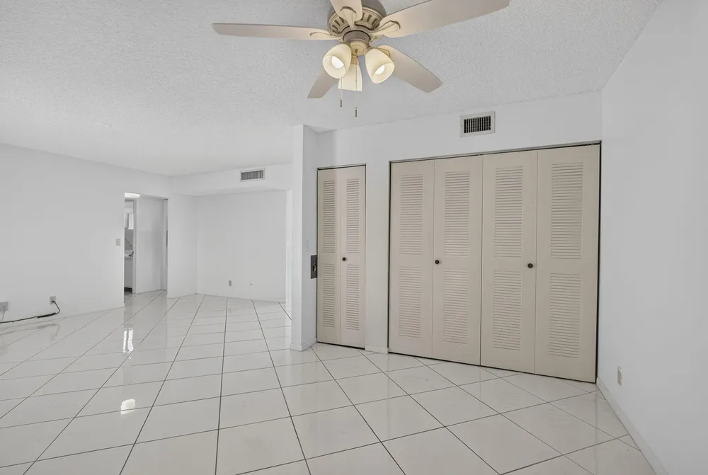 5340 Las Verdes Circle, Delray Beach, FL 33484