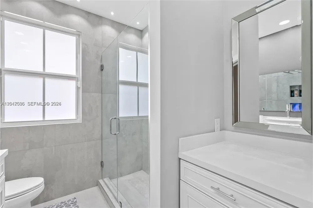 15877 SW 61st Way, Miami, FL 33193