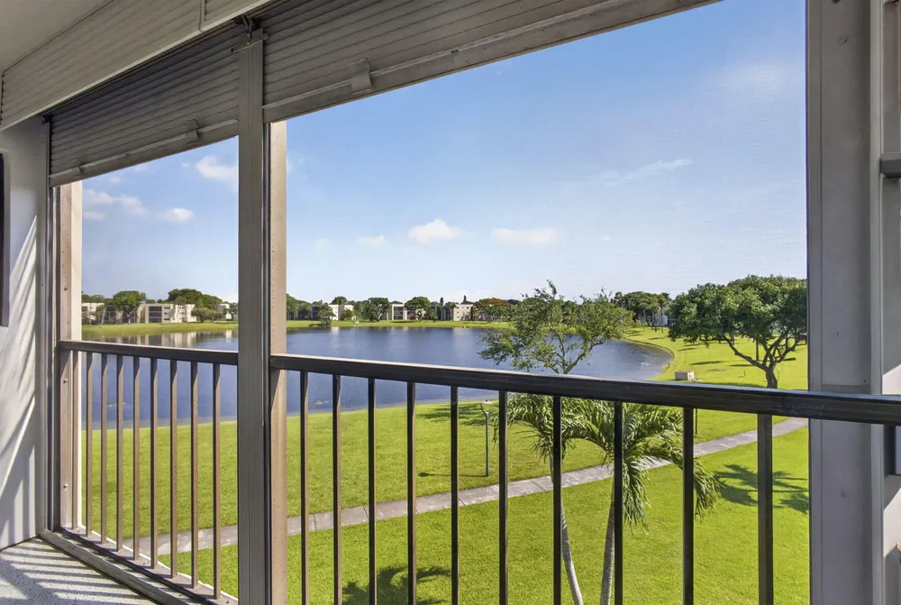 5340 Las Verdes Circle, Delray Beach, FL 33484