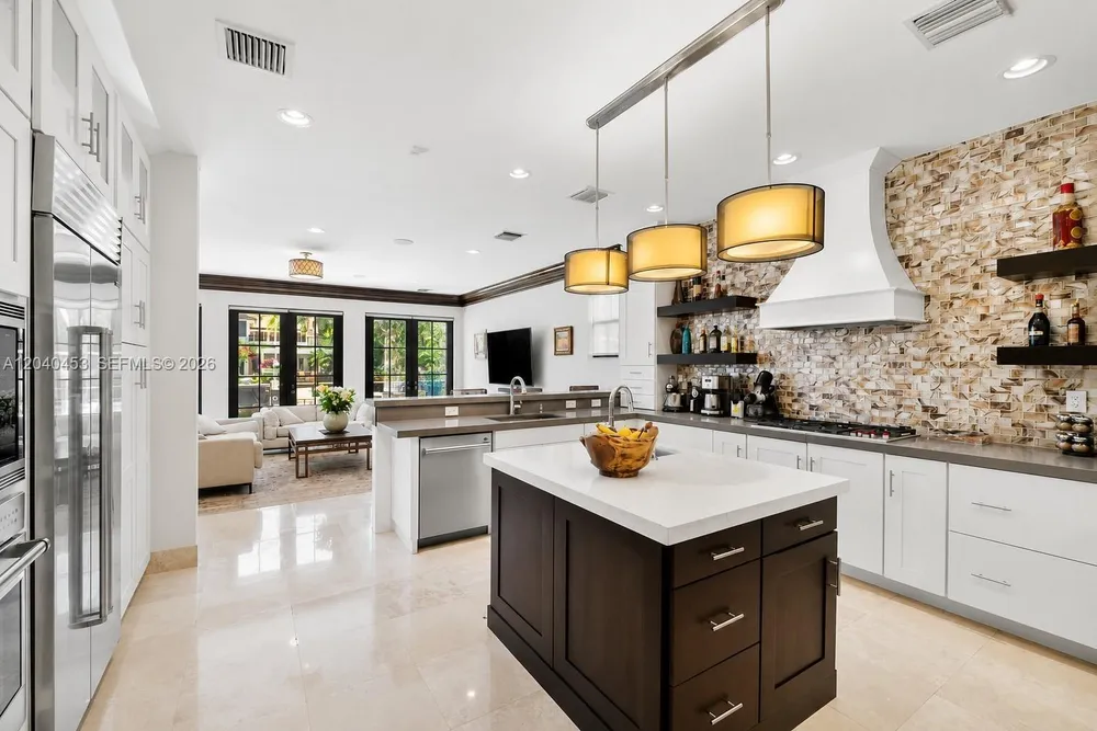2601 Delmar Pl, Fort Lauderdale, FL 33301