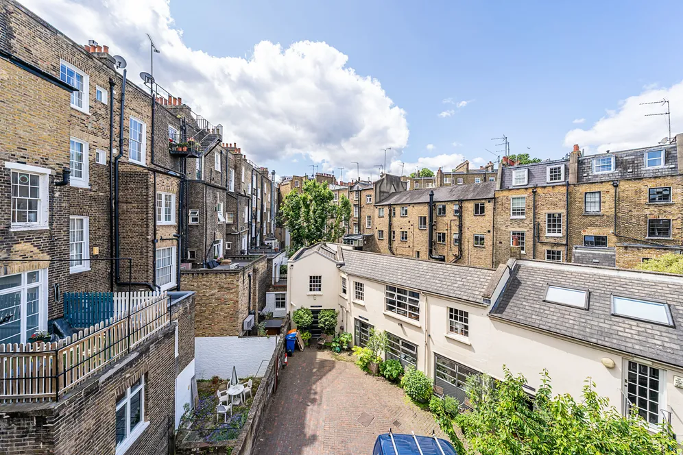 Churton Place, London, SW1V photo 14
