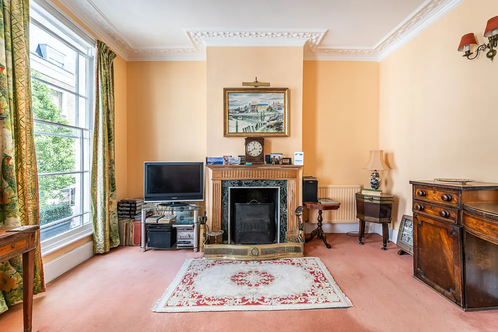 Churton Place, London, SW1V photo 15