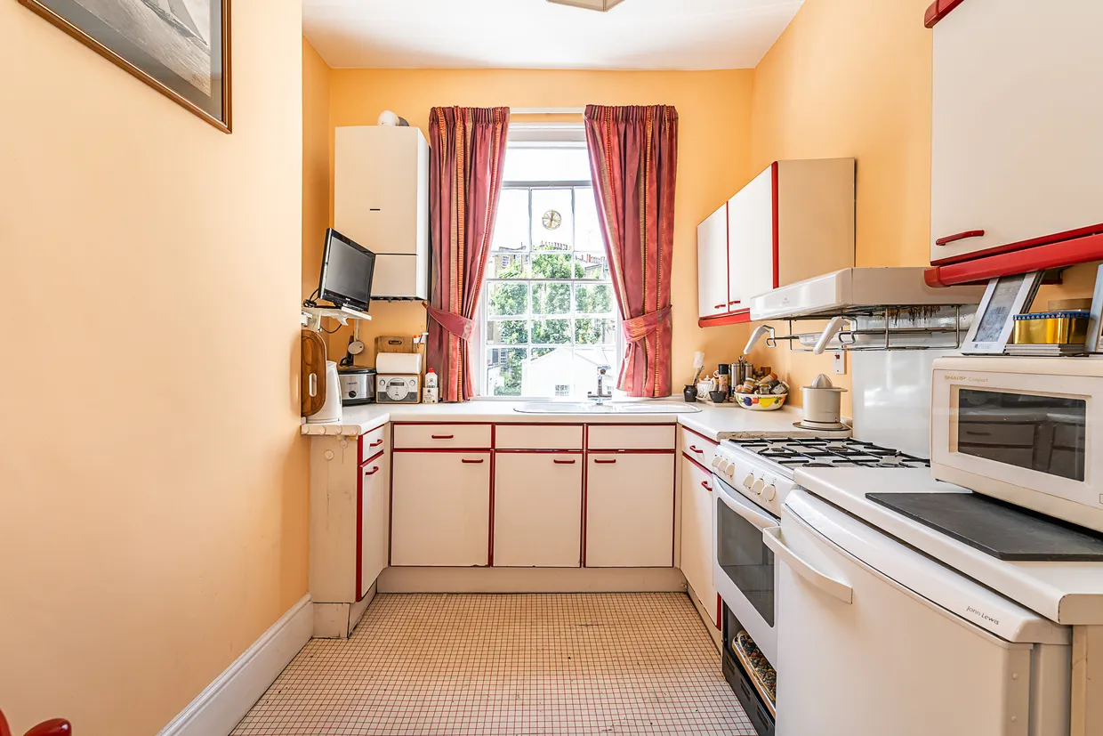 Churton Place, London, SW1V photo 17