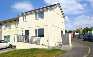 Sunningdale Road, Saltash, Cornwall, PL12 photo