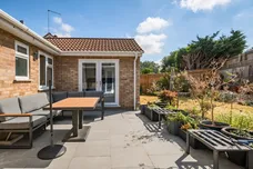 Barrow Close, Marlborough, SN8 photo 3