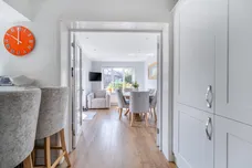 Barrow Close, Marlborough, SN8 photo 7