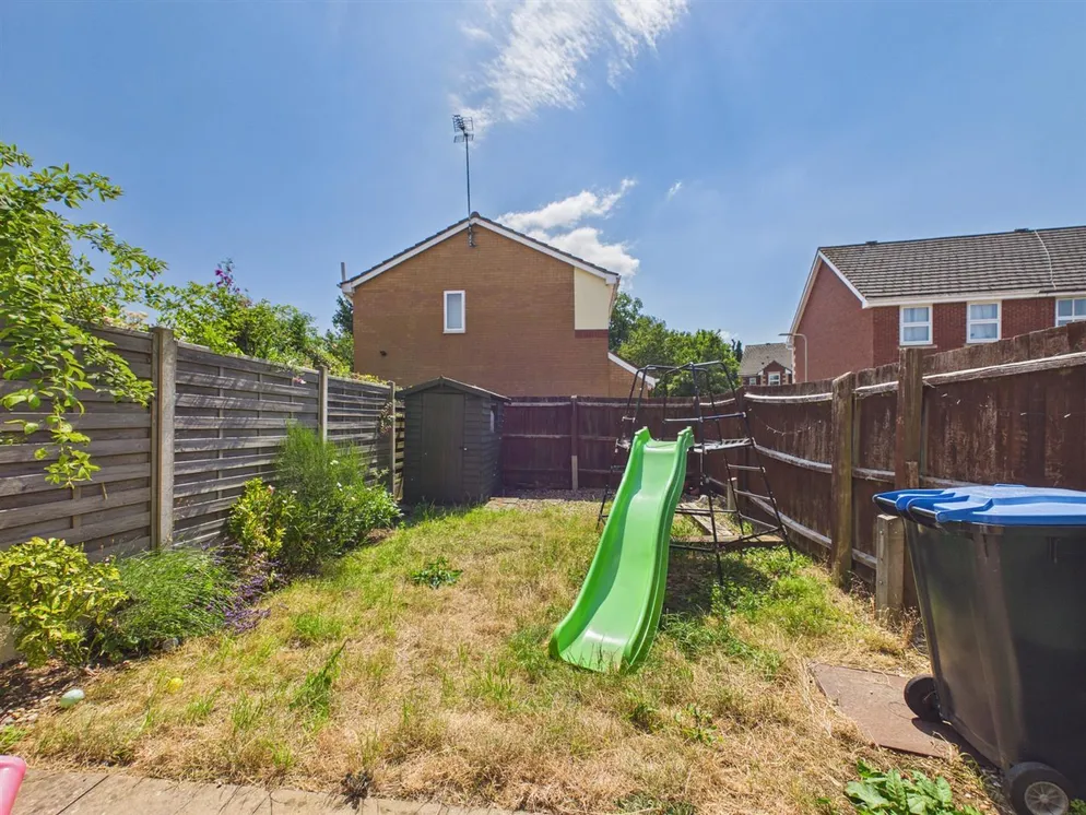 Property carousel item 11