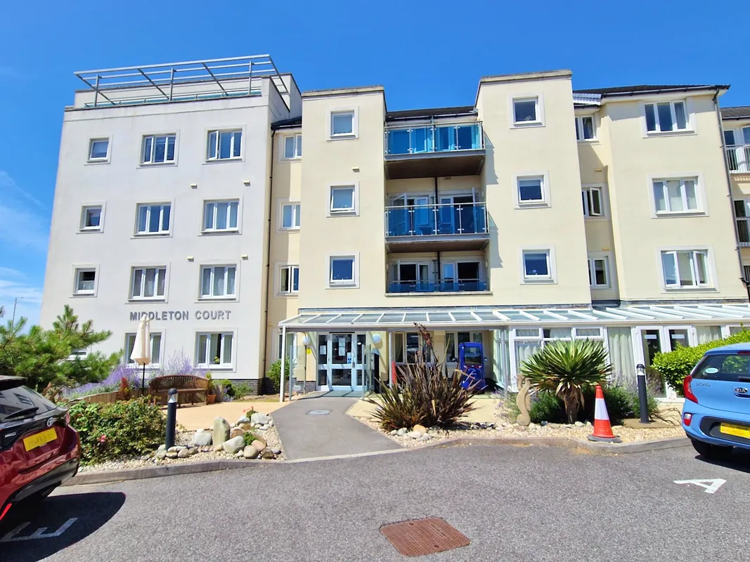 MIDDLETON COURT, PICTON AVENUE, PORTHCAWL, CF36 3BF