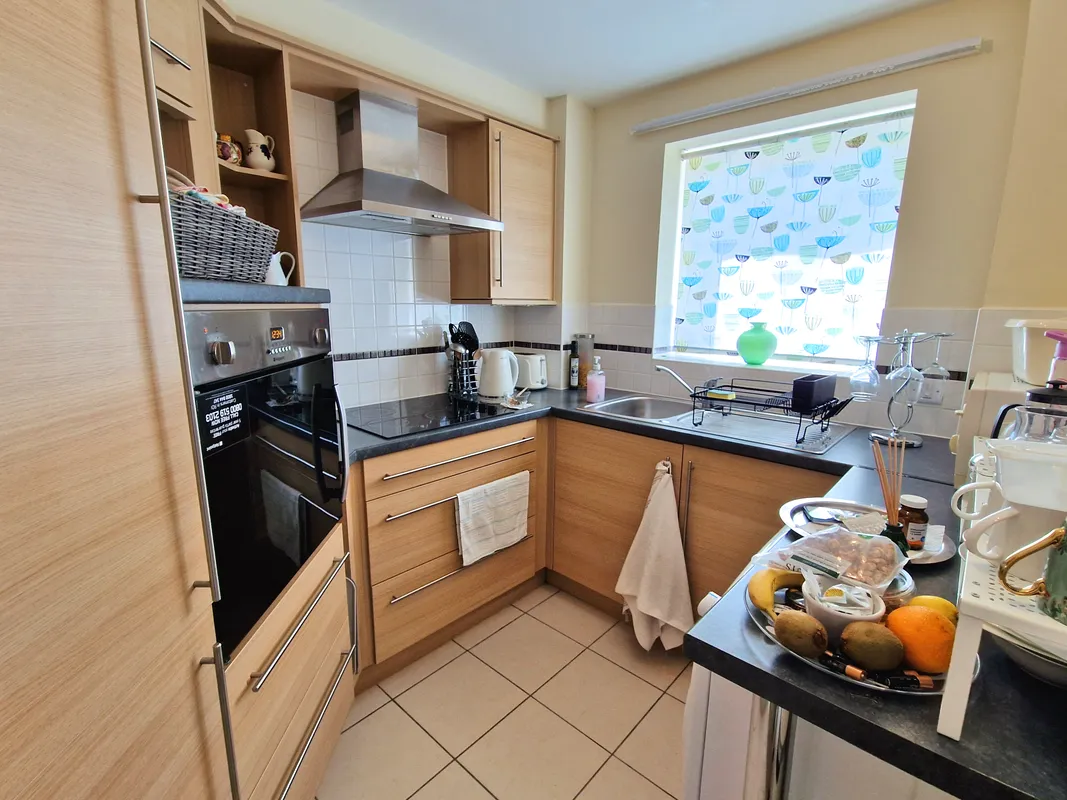 MIDDLETON COURT, PICTON AVENUE, PORTHCAWL, CF36 3BF