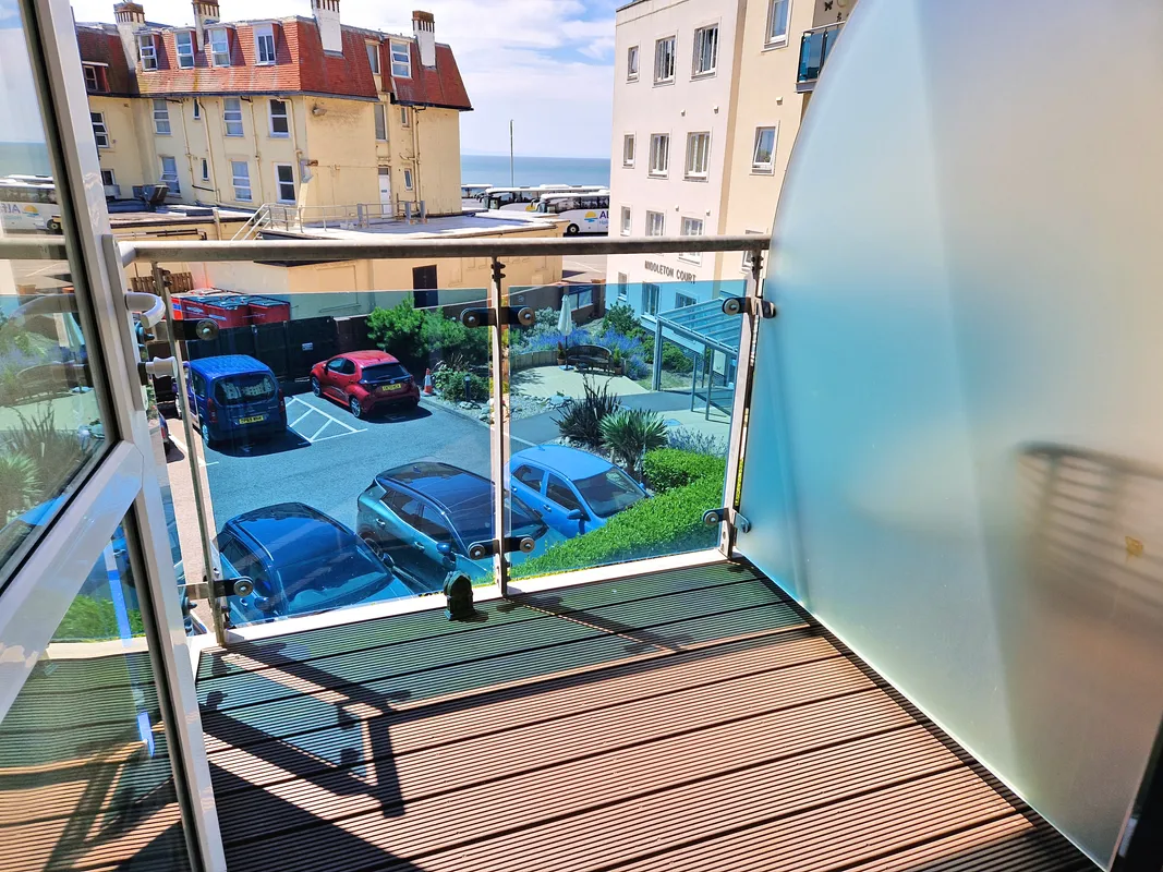 MIDDLETON COURT, PICTON AVENUE, PORTHCAWL, CF36 3BF