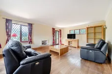 Llanbury Close, Gerrards Cross, SL9 photo 4