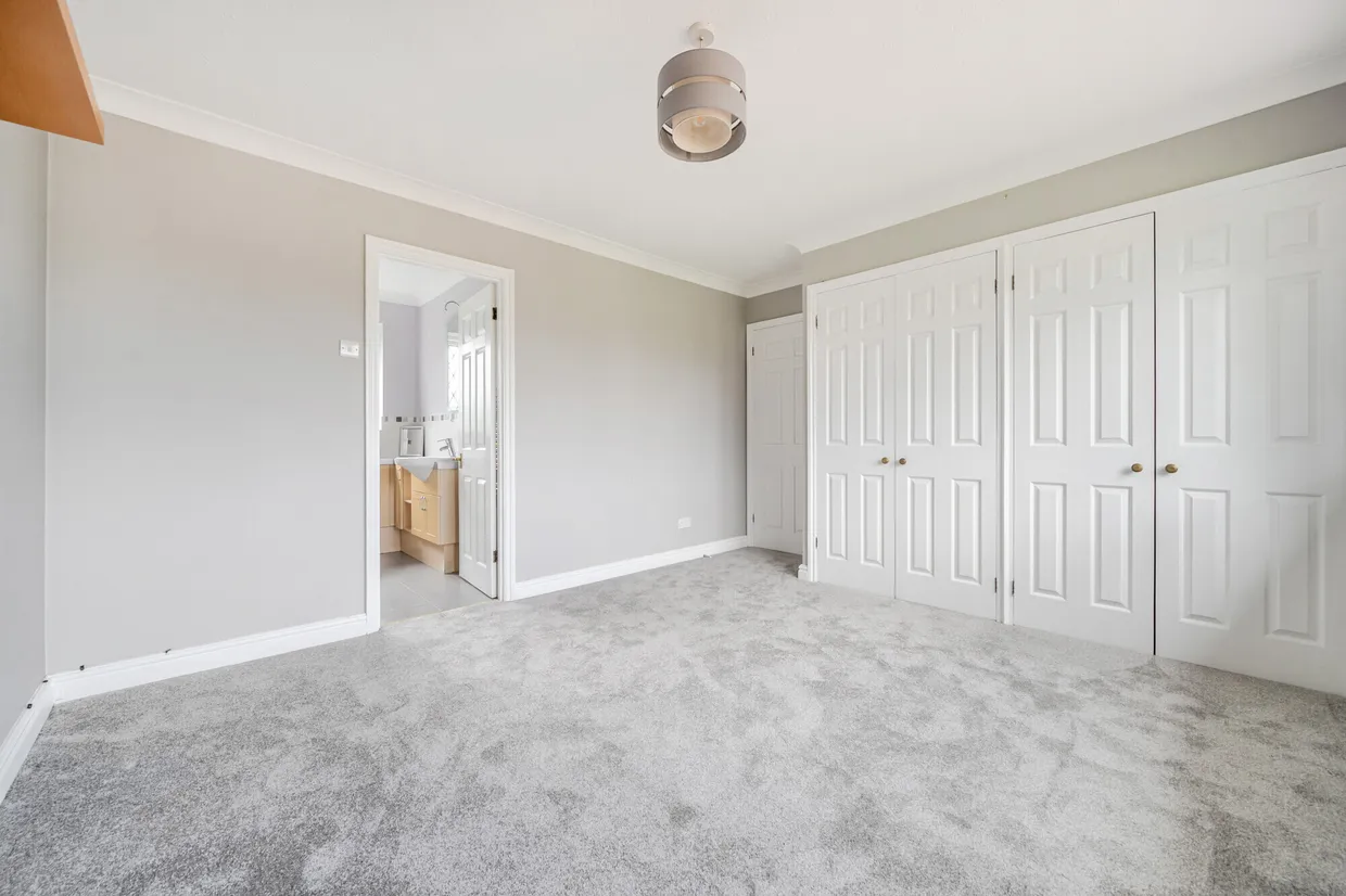 Llanbury Close, Gerrards Cross, SL9 photo 7