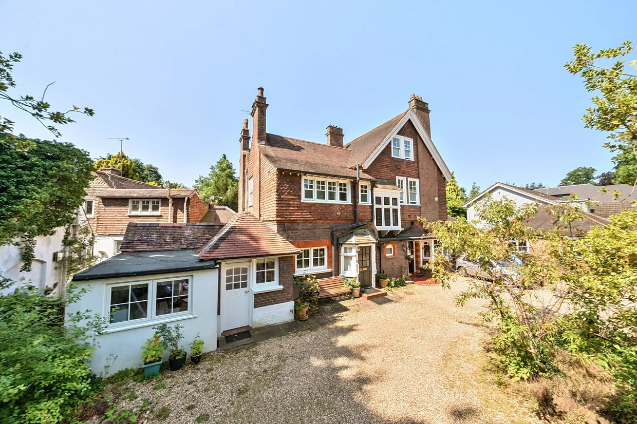 Langley Road, Watford, WD17 photo 1