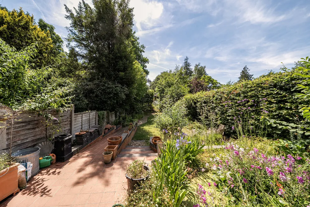 Langley Road, Watford, WD17 photo 4