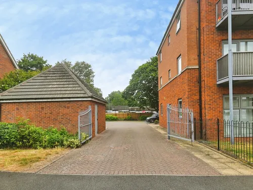 Keepers Gate, Chelmsley Wood, Birminghamphoto