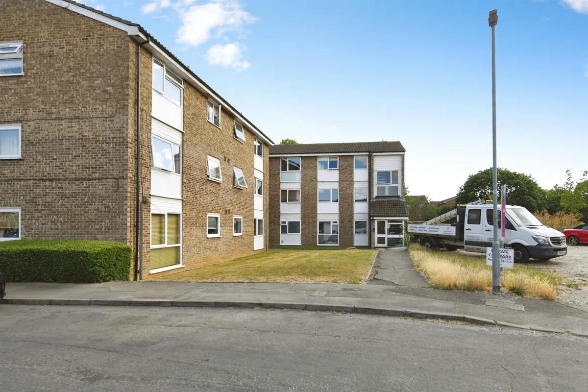 Foxglove Way, CHELMSFORD