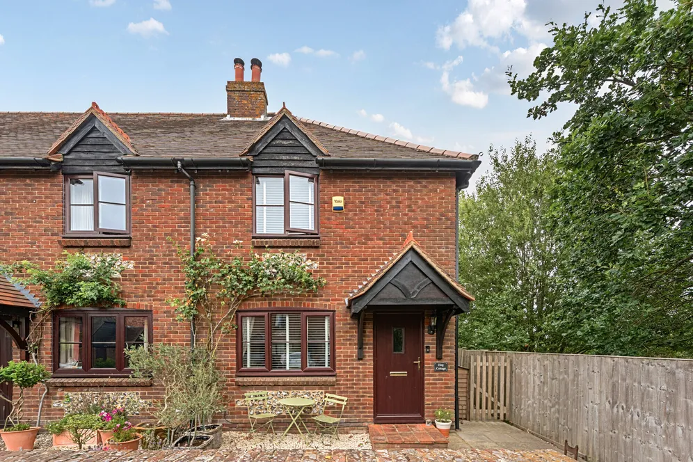 Farm Place, Henton, OX39 photo 16