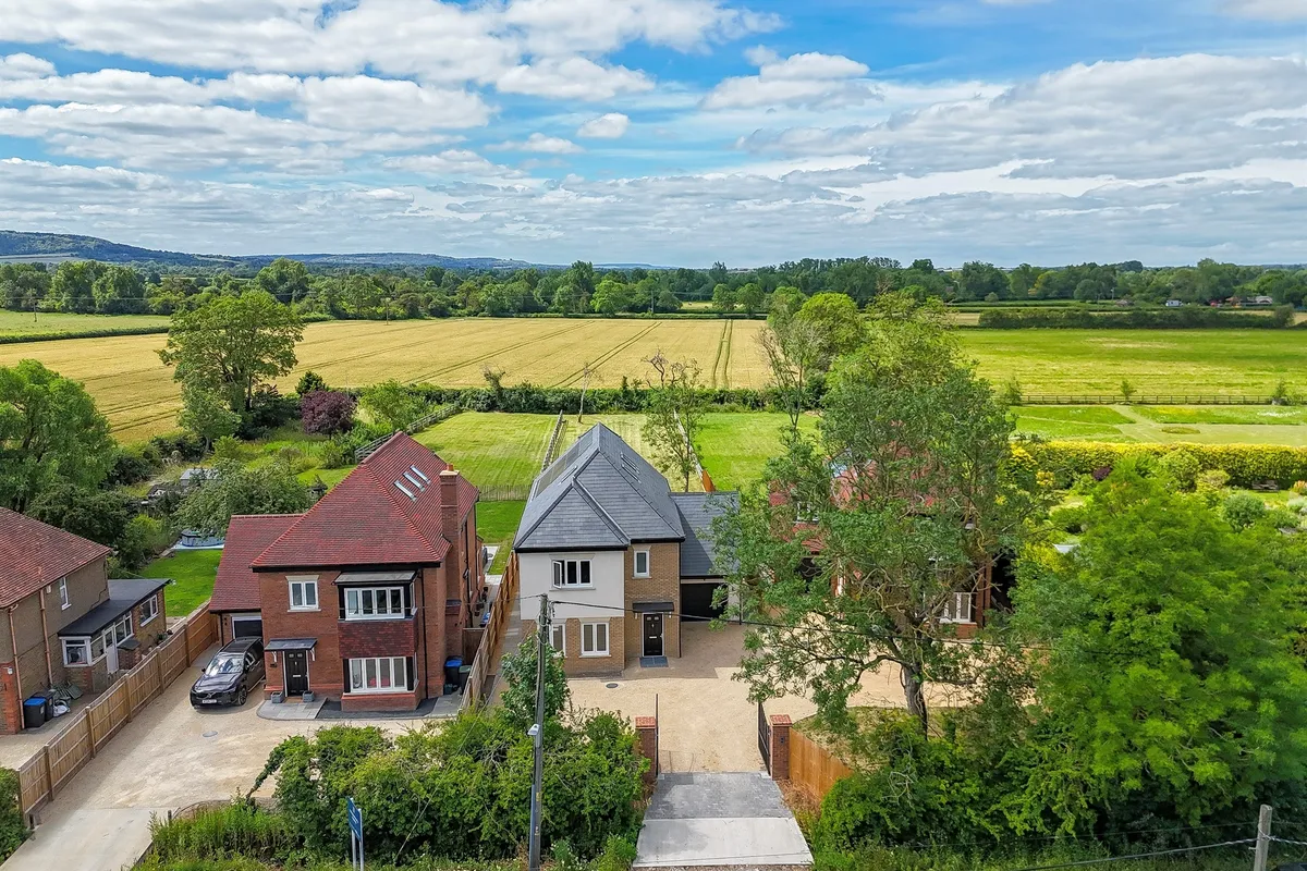 Tring Road, Long Marston, Tring