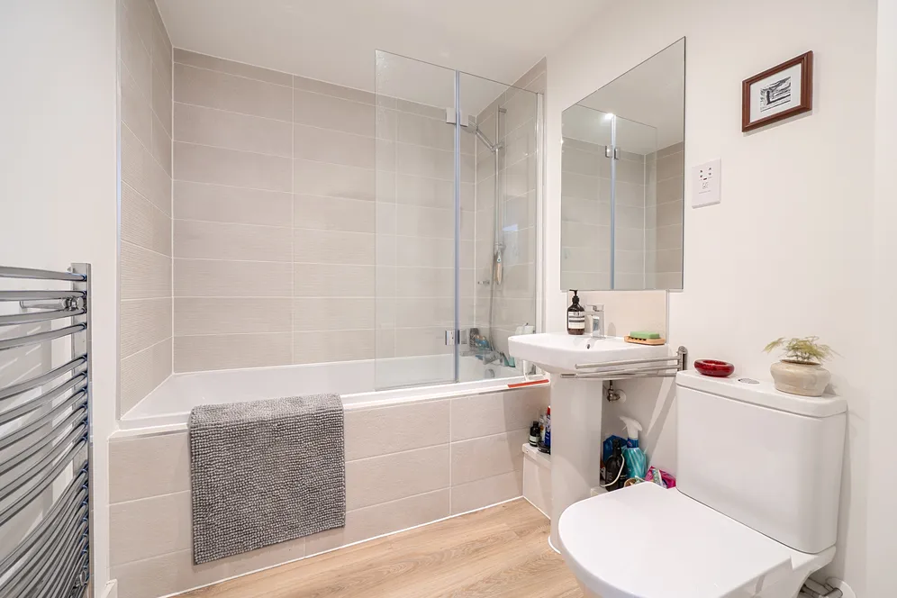 Bath Road, Woodchester, GL5 photo 5