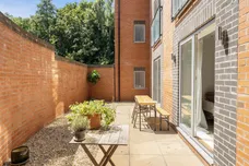 Bath Road, Woodchester, GL5 photo 7