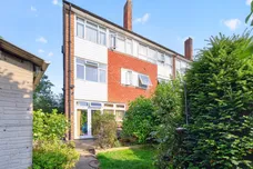 Brookfields Avenue, Mitcham