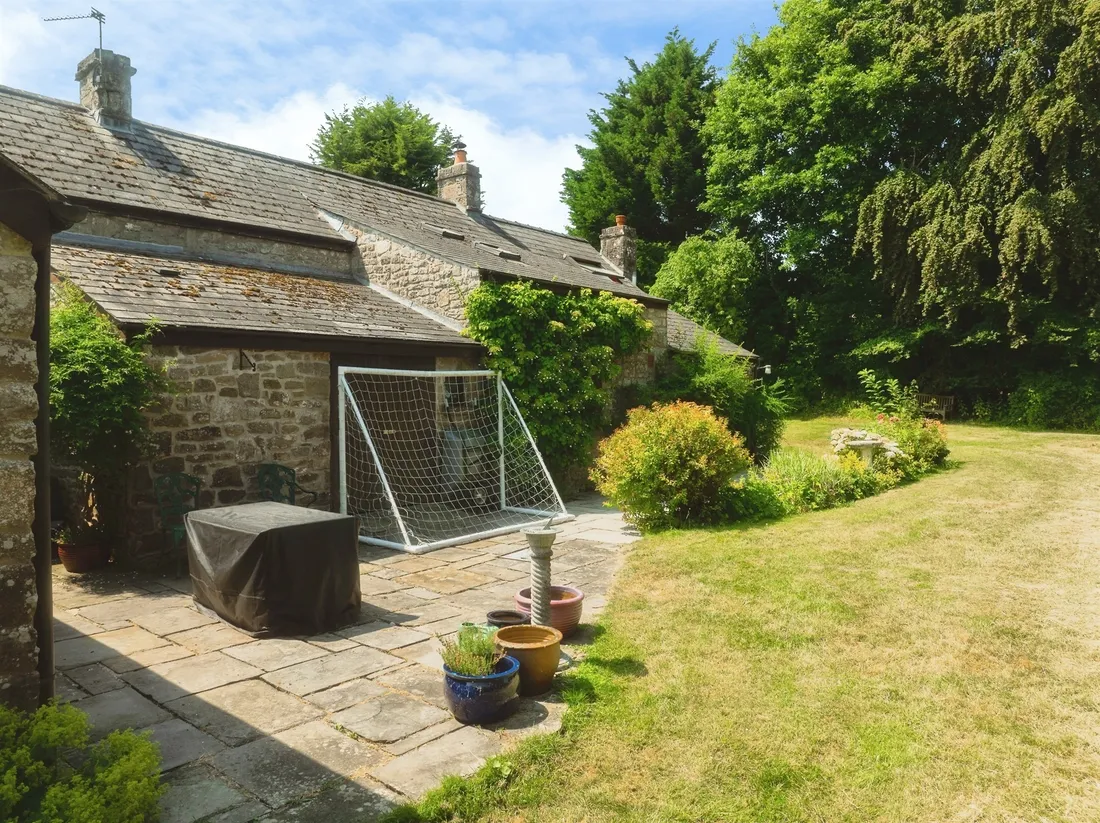 Property photo 31
